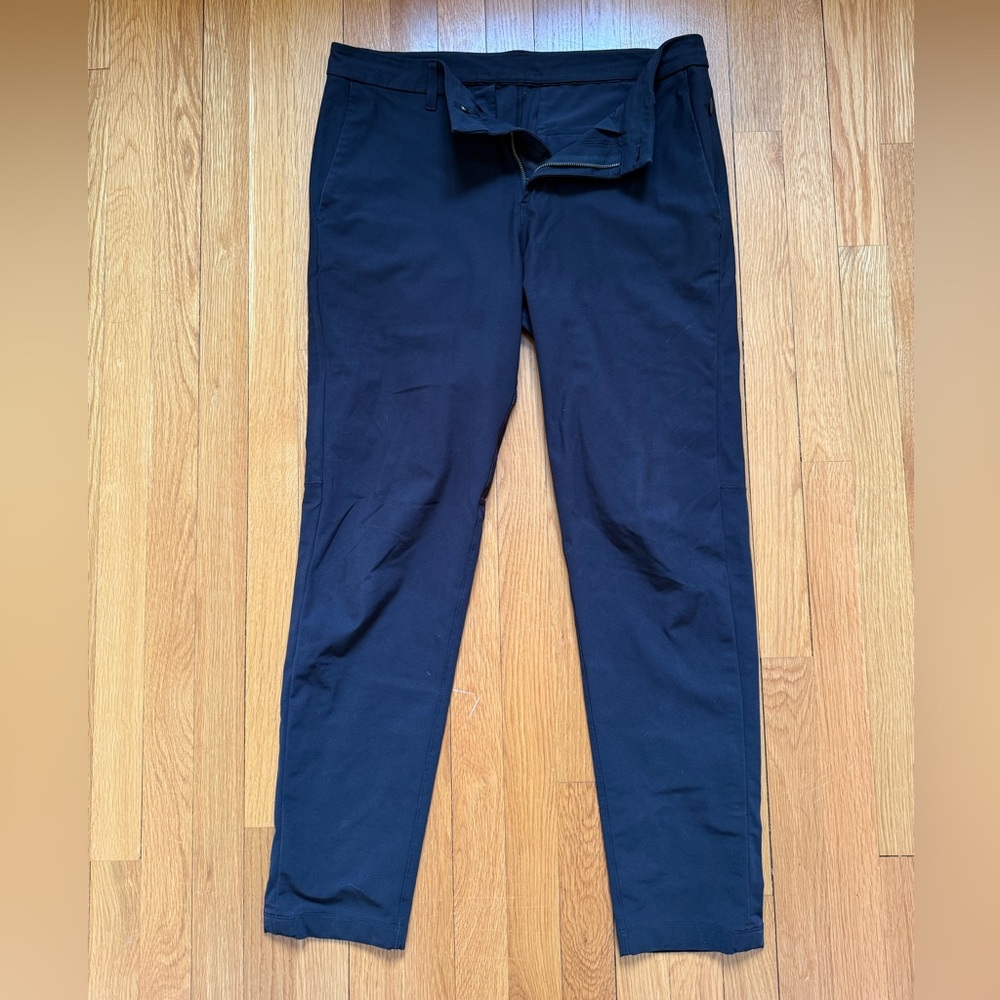Men’s Lululemon Commission Pant - Size 34 (Black)